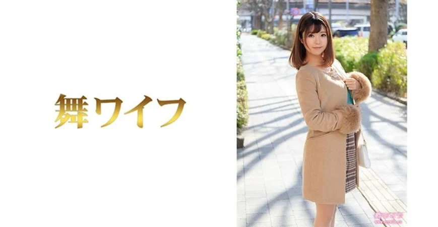 流浪的交际花6.10.偷拍.约新人极品人妻酒店偷情~交深喉~骑乘上位！春宵一刻~值千金！